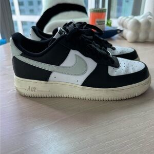 2023 Air Force 1'07 'Black White Coconut Milk' Size 7.5